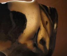 Load image into Gallery viewer, Kei Wakao rice-colored celadon tea bowl