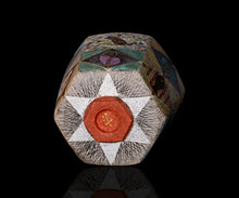 画像をギャラリービューアに読み込む, 伊藤北斗 釉刻色絵金銀彩 面取茶碗