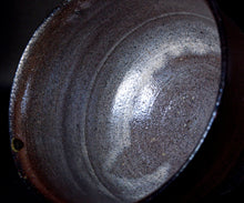 画像をギャラリービューアに読み込む, 三藤るい 粉引割高台茶碗 銘「烏揚羽」