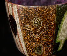 画像をギャラリービューアに読み込む, 伊藤北斗 釉刻色絵金銀彩 面取ぐい呑 -Hedgehog-