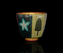 画像をギャラリービューアに読み込む, 伊藤北斗 釉刻色絵金銀彩 面取ぐい呑 -Cat-