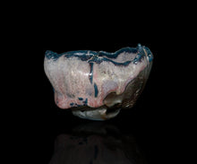 画像をギャラリービューアに読み込む, 加藤真美 フロスト釉 酒盃「玄武」