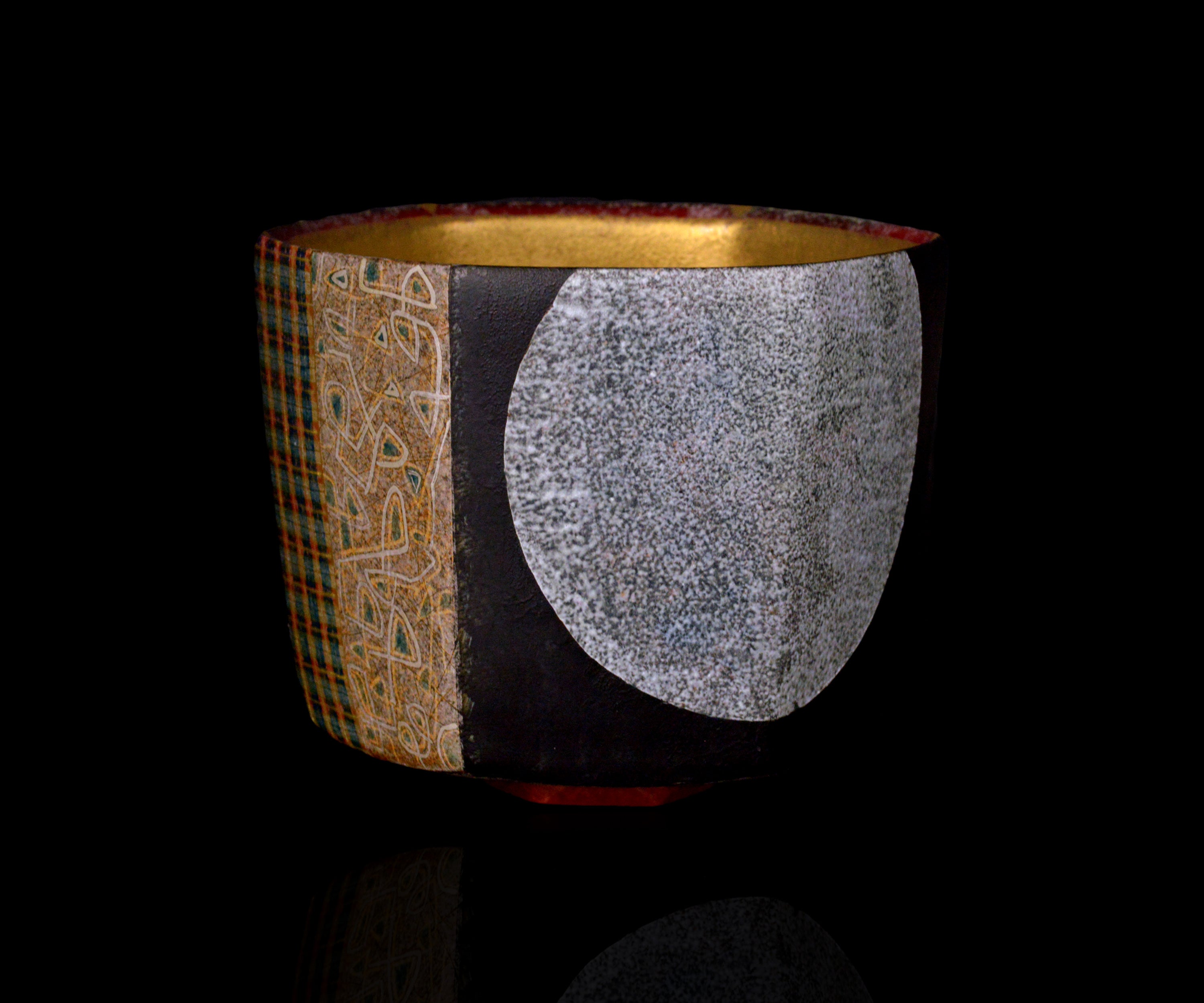 伊藤北斗 釉刻色絵金銀彩 面取茶盌 -Moon- – 窯と土～Kama-to-tsuchi～