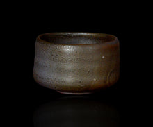 画像をギャラリービューアに読み込む, 三藤るい 黒唐津茶碗