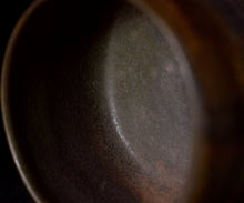 画像をギャラリービューアに読み込む, 三藤るい 黒唐津茶碗