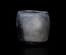 Load image into Gallery viewer, Hiroshi Gozeki Sohen-guro Chawan Singularity #1