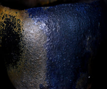 Load image into Gallery viewer, Hiroshi Gozeki Tousai Sohen-guro Chawan