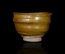 Load image into Gallery viewer, Rui Mito Kurogaratsu chawan