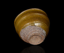 Load image into Gallery viewer, Rui Mito Kurogaratsu chawan
