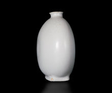 画像をギャラリービューアに読み込む, 森岡由利子 白磁扁壺