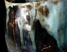 画像をギャラリービューアに読み込む, 金宗勲 鉄釉茶盌