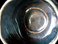 画像をギャラリービューアに読み込む, 金宗勲 鉄釉茶盌