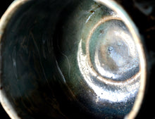 画像をギャラリービューアに読み込む, 金宗勲 鉄釉茶盌