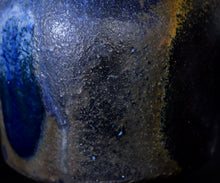 Load image into Gallery viewer, Hiroshi Gozeki Sohen-Guro Chawan Communion