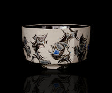 画像をギャラリービューアに読み込む, 多田幸史 幾何紋金白金銀彩茶碗 Progressive