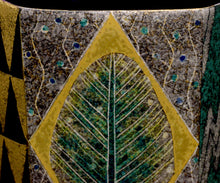 画像をギャラリービューアに読み込む, 伊藤北斗 釉刻色絵金銀彩 面取筒茶盌 -象-