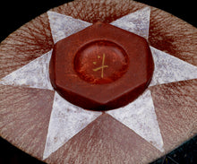 画像をギャラリービューアに読み込む, 伊藤北斗 釉刻色絵金銀彩 面取筒茶盌 -象-