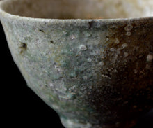 画像をギャラリービューアに読み込む, 三藤るい 灰釉茶碗