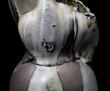 画像をギャラリービューアに読み込む, 加藤真美 フロスト釉 黒磁花入