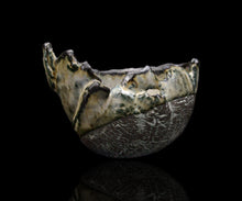 画像をギャラリービューアに読み込む, 加藤真美 フロスト釉 黒酒盃B