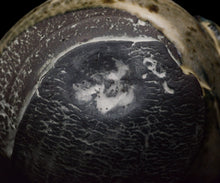 画像をギャラリービューアに読み込む, 加藤真美 フロスト釉 黒酒盃B