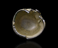 画像をギャラリービューアに読み込む, 加藤真美 フロスト釉 黒酒盃A