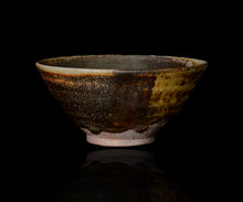 画像をギャラリービューアに読み込む, 三藤るい 黒唐津茶碗 銘「隠虎」