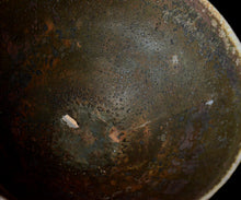 画像をギャラリービューアに読み込む, 三藤るい 黒唐津茶碗 銘「隠虎」