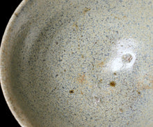 画像をギャラリービューアに読み込む, 三藤るい 砂斑唐津小服茶碗 銘「星霜」