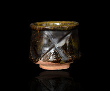 画像をギャラリービューアに読み込む, マイケルマルティノ 彫黒唐津ぐい呑