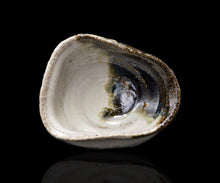 画像をギャラリービューアに読み込む, 岡本作礼 朝鮮唐津沓ぐい呑