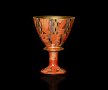 画像をギャラリービューアに読み込む, 多田幸史 赤絵幾何紋白金彩 馬上杯