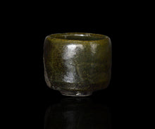 画像をギャラリービューアに読み込む, 三藤るい 黒唐津ぐい呑A