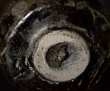 画像をギャラリービューアに読み込む, 三藤るい 黒唐津ぐい呑A