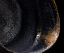 画像をギャラリービューアに読み込む, 吉見螢石 黒織部茶盌 銘「古雅」