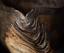 画像をギャラリービューアに読み込む, 泉田之也 積層黒ぐい呑