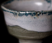 画像をギャラリービューアに読み込む, 加藤真美 フロスト釉 酒盃