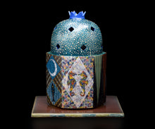 画像をギャラリービューアに読み込む, 伊藤北斗 釉刻色絵金銀彩 面取香炉