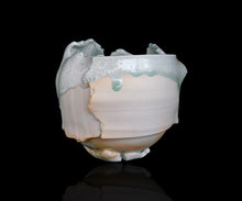 画像をギャラリービューアに読み込む, 加藤真美 フロスト釉茶碗 銘「コノハナ」