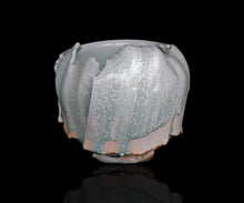 画像をギャラリービューアに読み込む, 加藤真美 フロスト釉茶碗 銘「コノハナ」