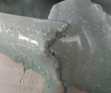 画像をギャラリービューアに読み込む, 加藤真美 フロスト釉茶碗 銘「コノハナ」