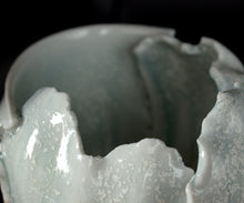 画像をギャラリービューアに読み込む, 加藤真美 フロスト釉茶碗 銘「コノハナ」