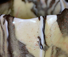 Load image into Gallery viewer, Kei Wakao rice-colored celadon tea bowl