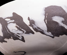 画像をギャラリービューアに読み込む, アマンダトン The Perfect Imbalance 抹茶碗「龍」