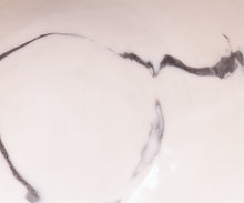 画像をギャラリービューアに読み込む, アマンダトン The Perfect Imbalance 抹茶碗「龍」