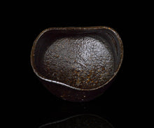 画像をギャラリービューアに読み込む, 三藤るい 唐津黒織部茶碗