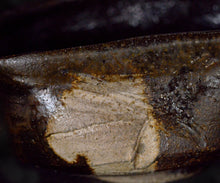 画像をギャラリービューアに読み込む, 三藤るい 唐津黒織部茶碗