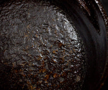 画像をギャラリービューアに読み込む, 三藤るい 唐津黒織部茶碗