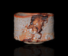 Load image into Gallery viewer, Ryotaro Kato Shino tea bowl “Enga”