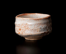 画像をギャラリービューアに読み込む, 奥磯太覚 志野茶盌A